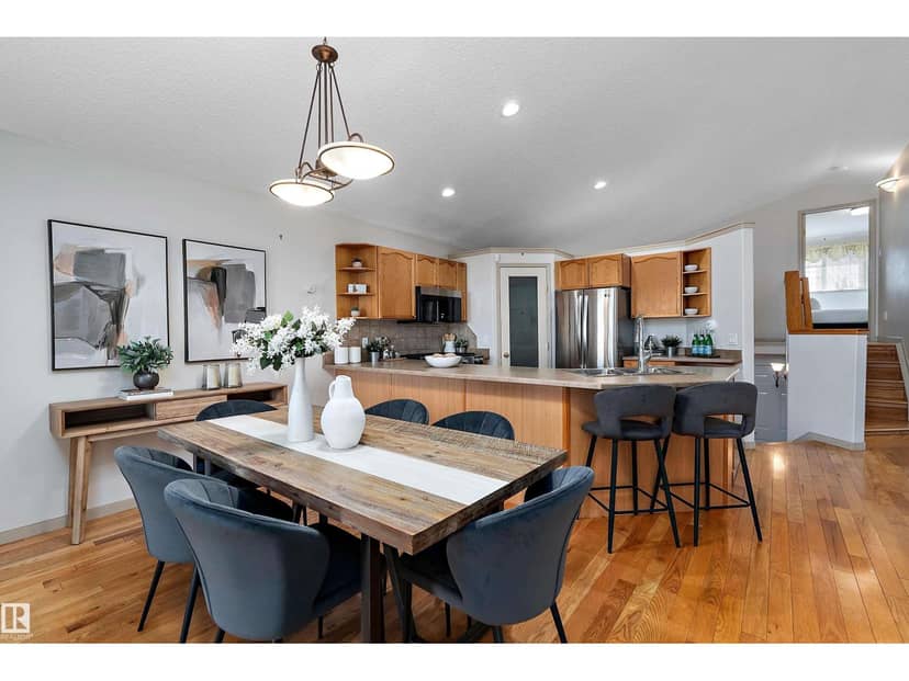 1046 Blackburn Cl SW, Edmonton, photo 8