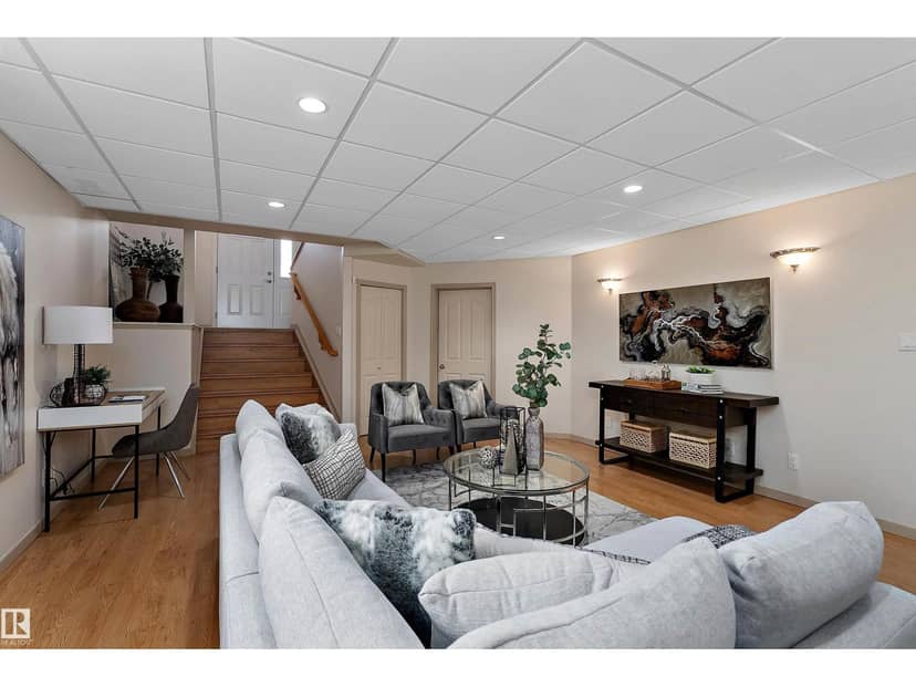 1046 Blackburn Cl SW — photo 33 of 40