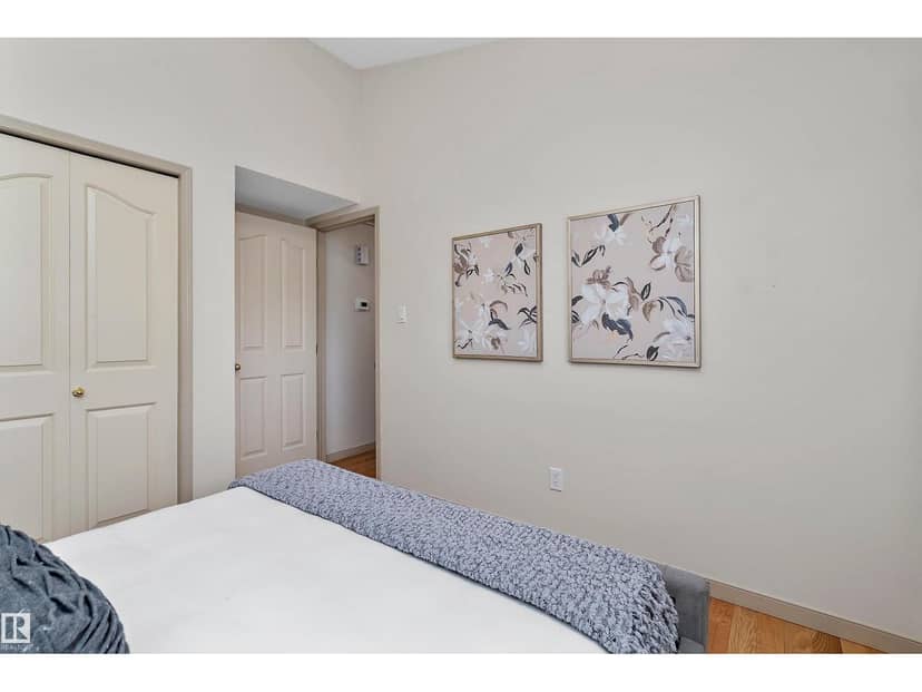 1046 Blackburn Cl SW — photo 21 of 40
