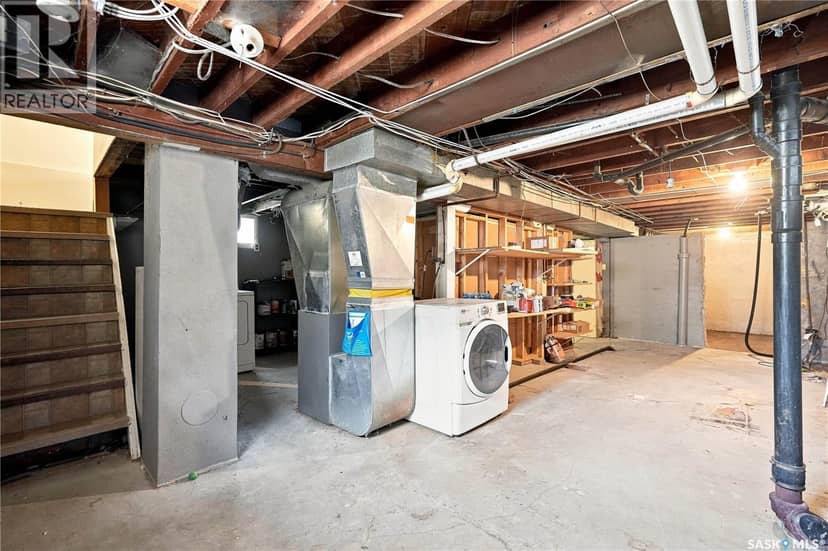 2250 Broder STREET — photo 18 of 27