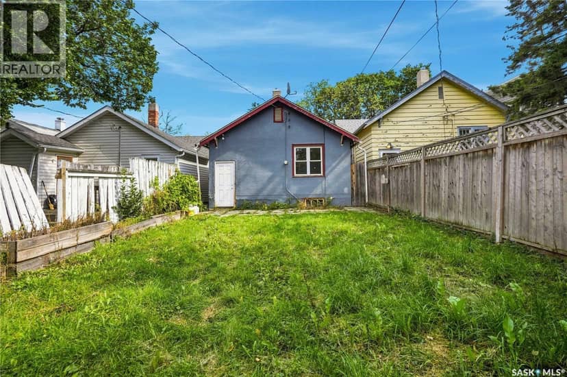 2250 Broder STREET — photo 26 of 27