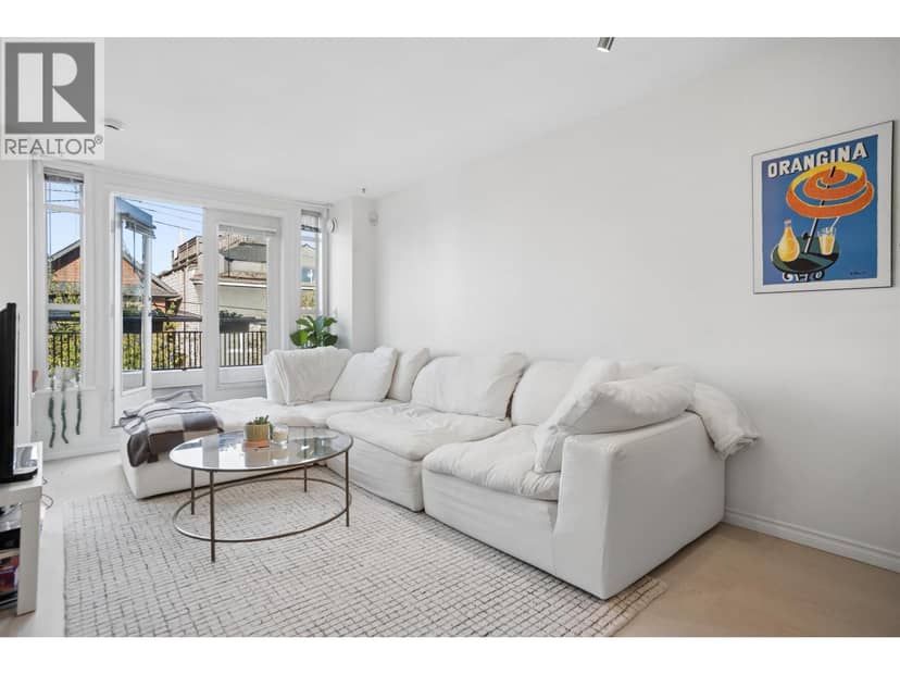 203 2190 W 5th Avenue, Vancouver, photo 2