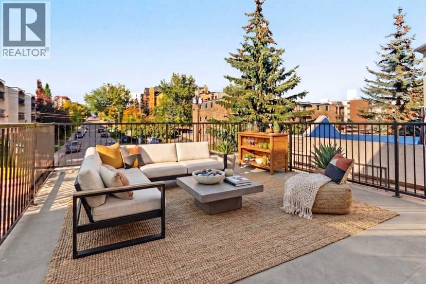 1707 23 Avenue SW, Calgary, photo 3