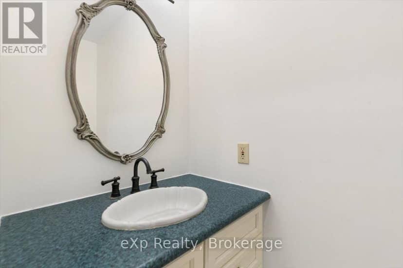 2039 Blacklock Street — photo 23 of 40