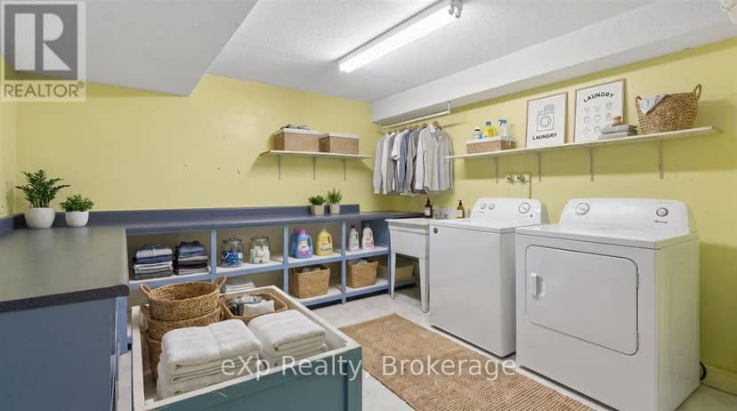 2039 Blacklock Street — photo 37 of 40