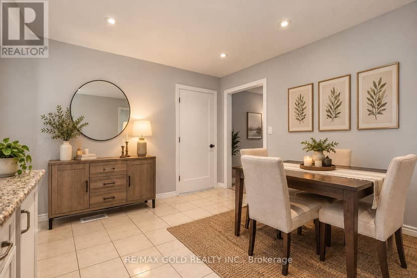 784 Douglas Street — photo 10 of 39