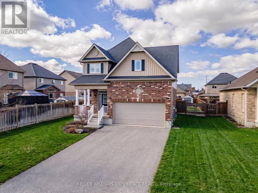 154 Arnold Crescent — photo 2 of 37