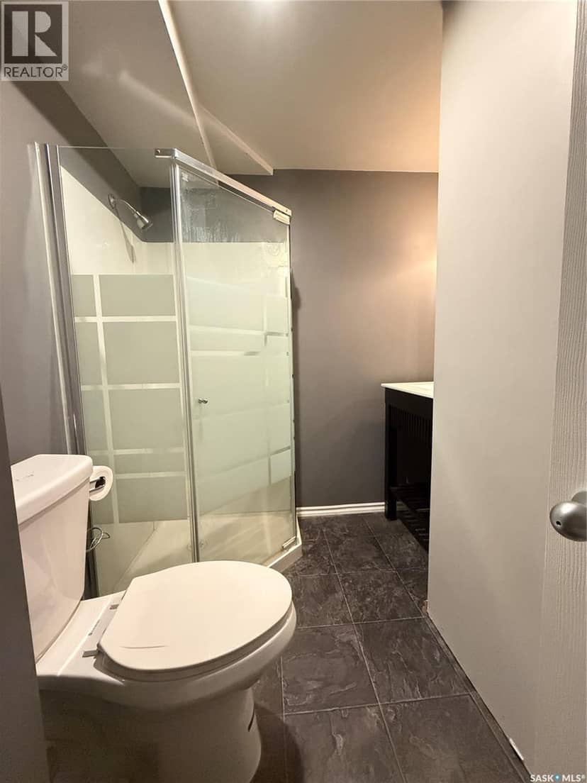 11033 Martin CRESCENT — photo 14 of 36