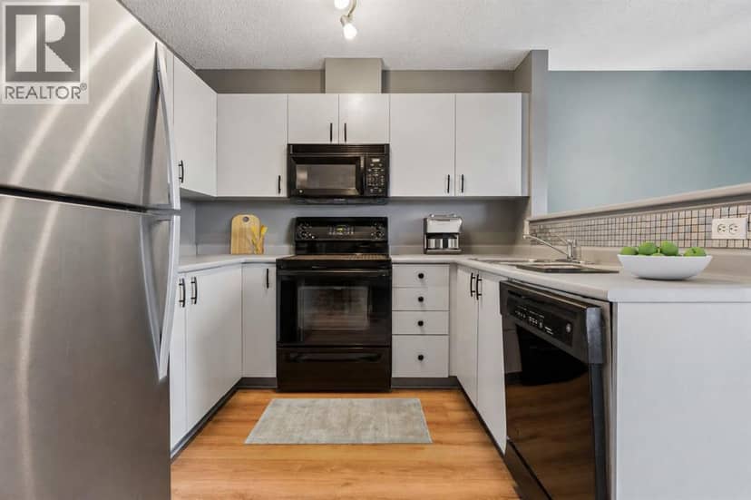 702, 760 Railway Gate SW, Airdrie, photo 5