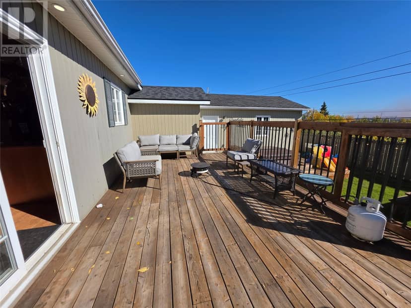 826 Retty Street — photo 16 of 22
