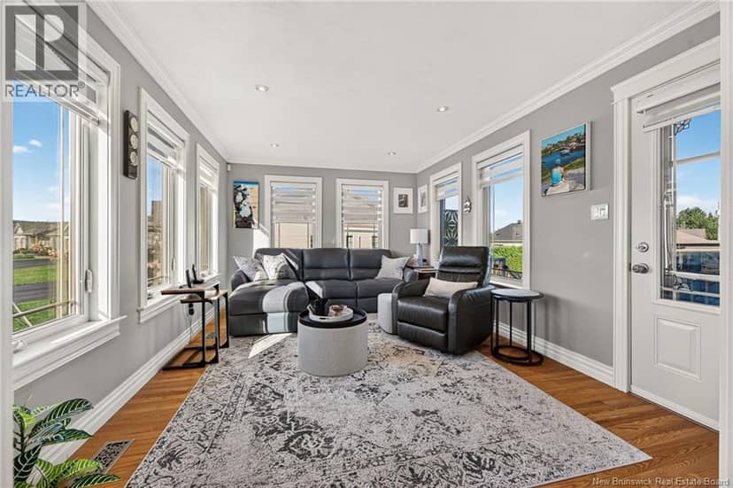 77 Crawford — photo 10 of 40