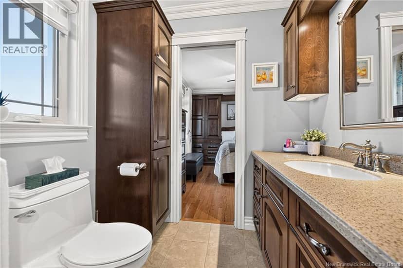 77 Crawford — photo 18 of 40