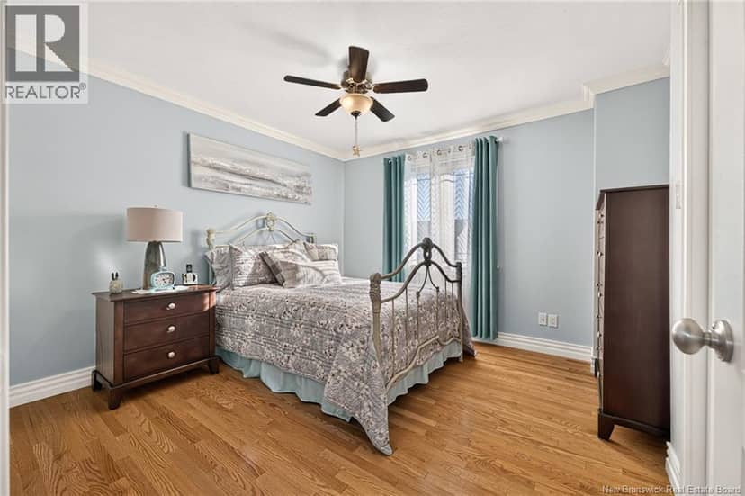 77 Crawford — photo 19 of 40