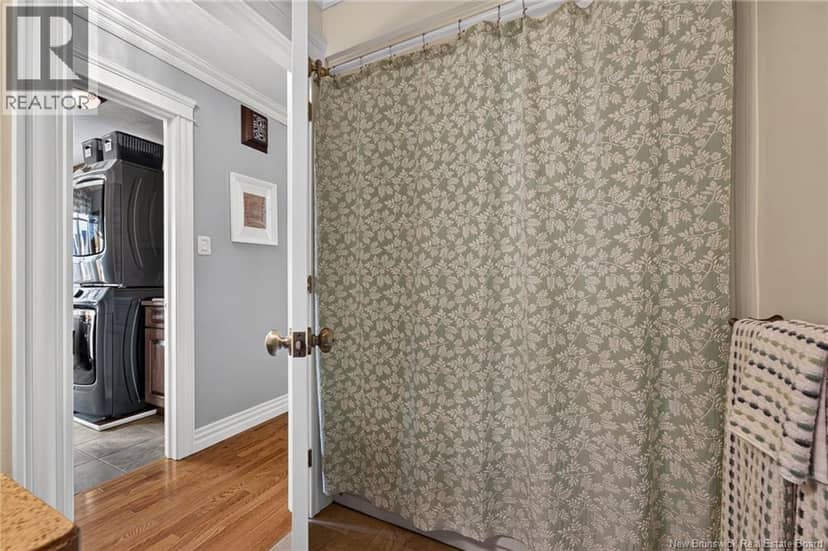 77 Crawford — photo 21 of 40