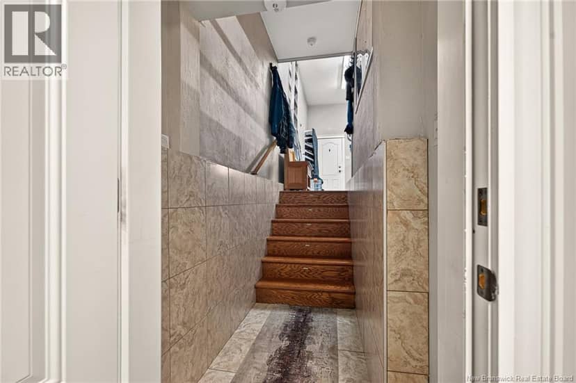 77 Crawford — photo 32 of 40