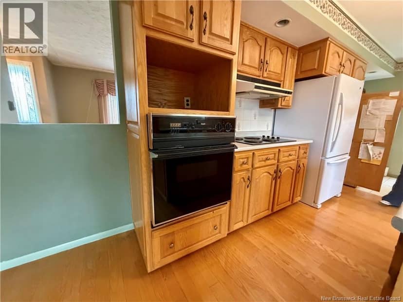 88 Watson Avenue — photo 5 of 21