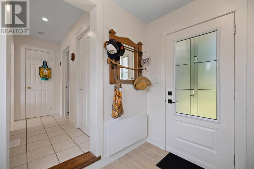 5756 Rte 19, Rice Point, photo 4