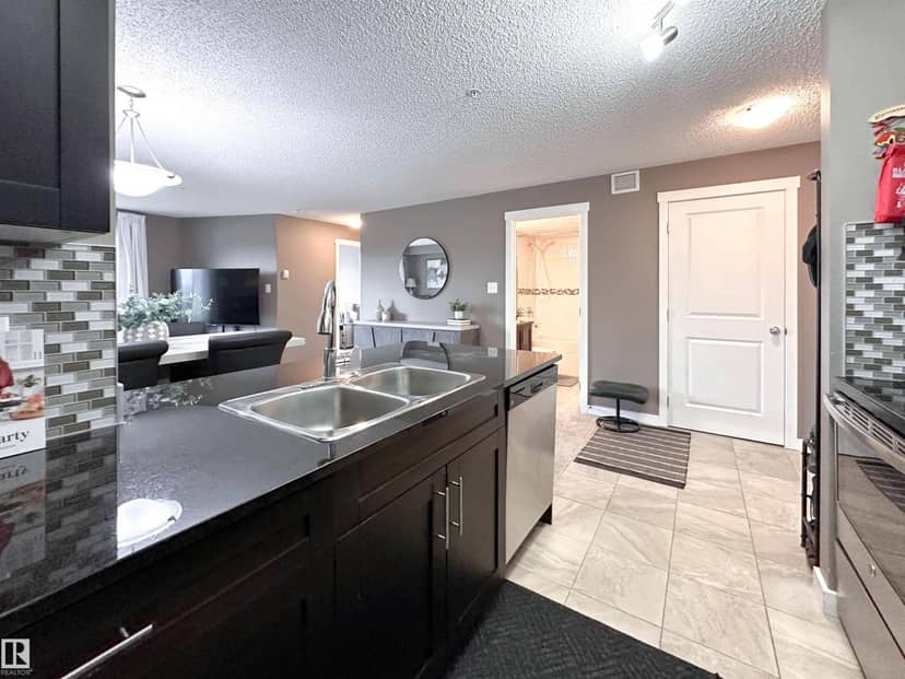 #204 25 Element Dr — photo 11 of 33