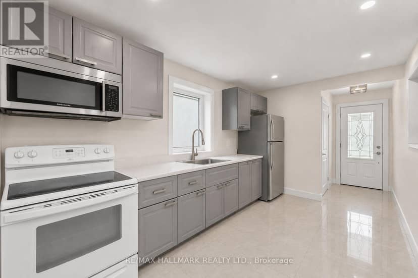 8 Davies Crescent, Toronto, photo 8
