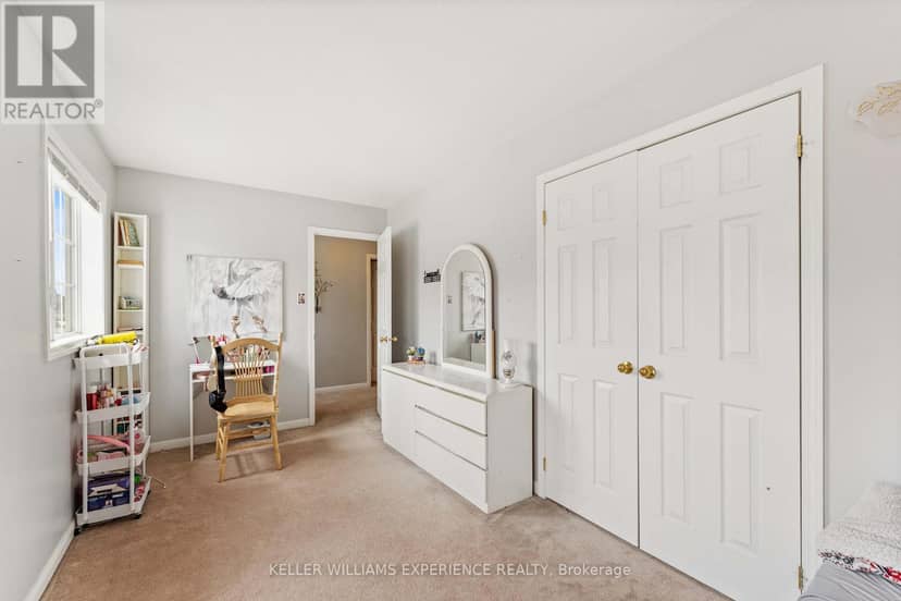 39 Stonemount Crescent — photo 28 of 40