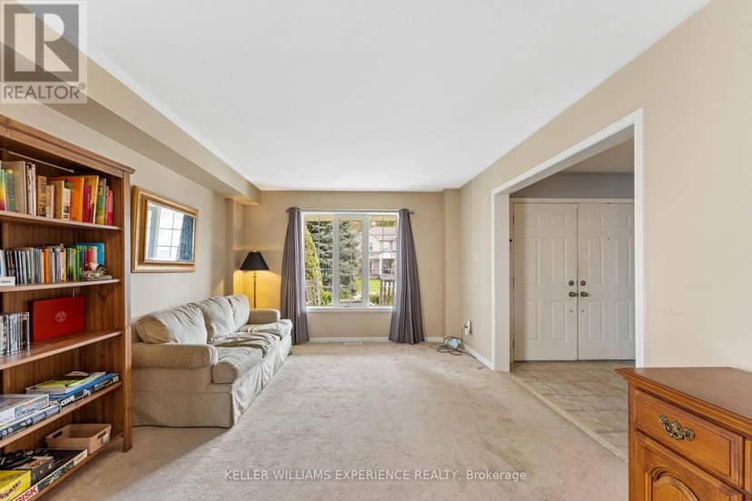 39 Stonemount Crescent — photo 9 of 40