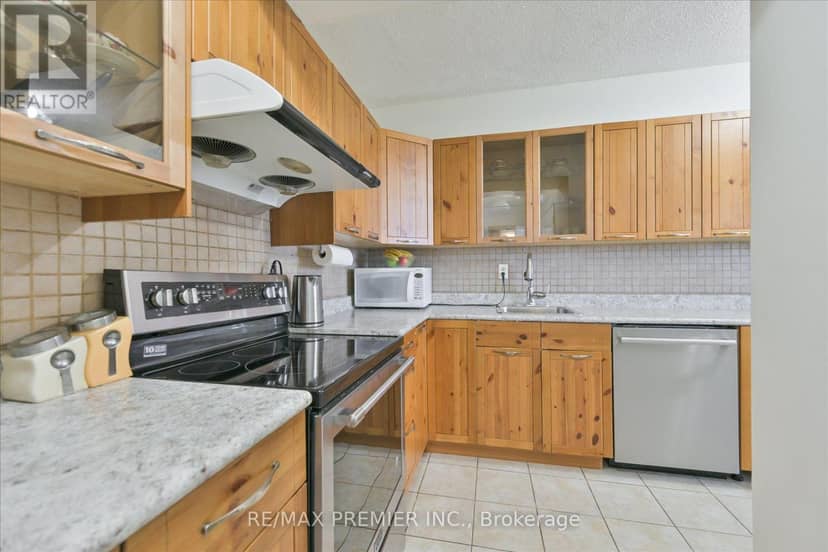 614 - 80 Grandravine Drive — photo 7 of 14