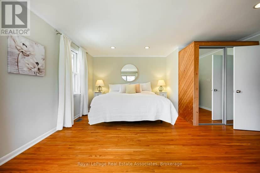 8 Ann Street — photo 15 of 40