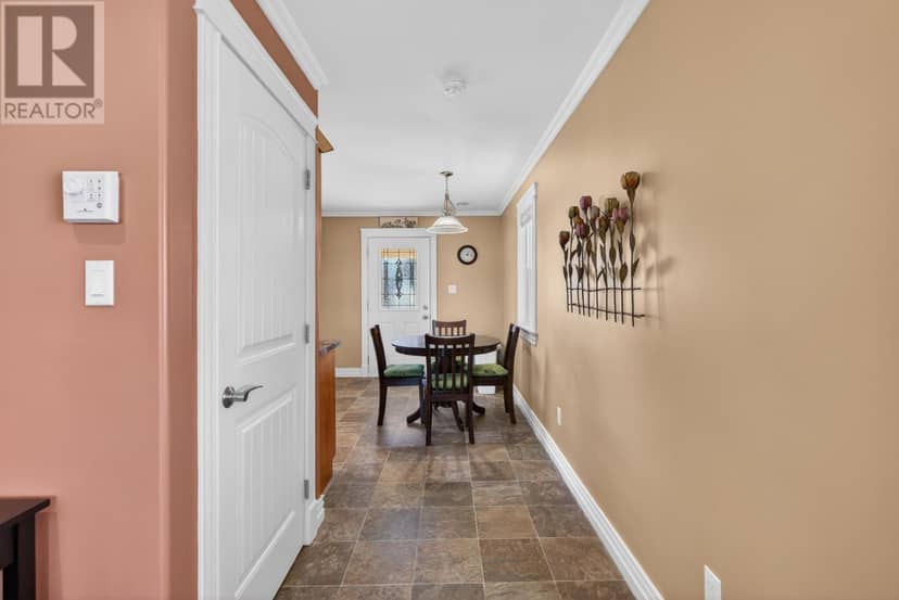 73 Duke Street — photo 18 of 40