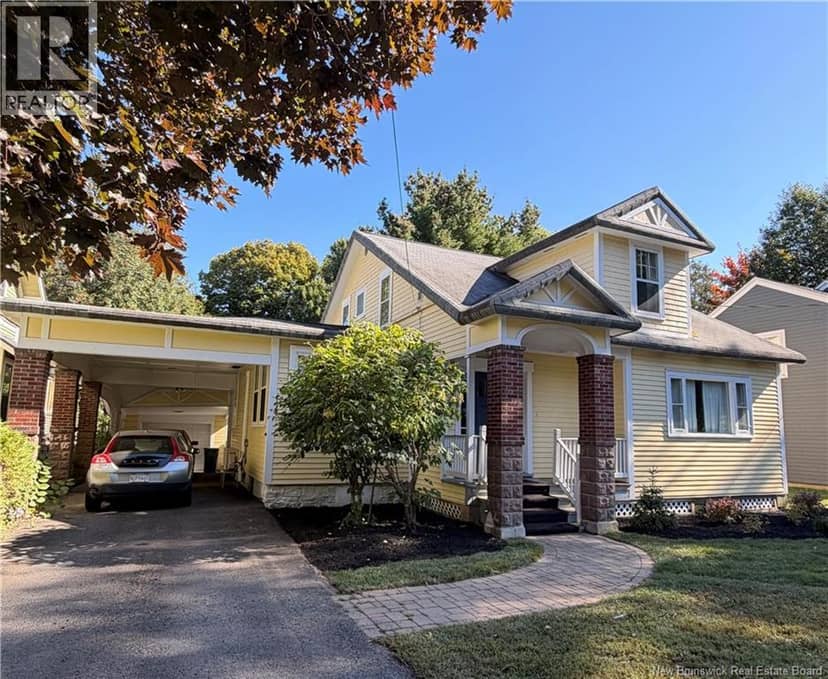 320 University Avenue — photo 1 of 40