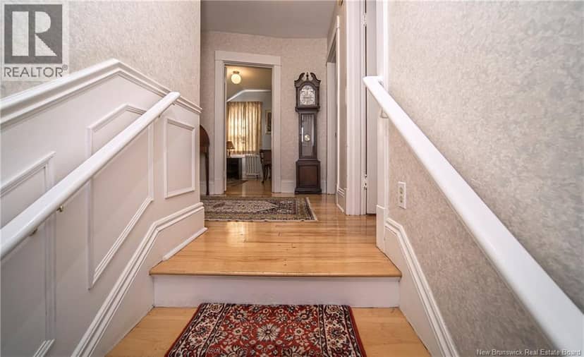 320 University Avenue — photo 23 of 40