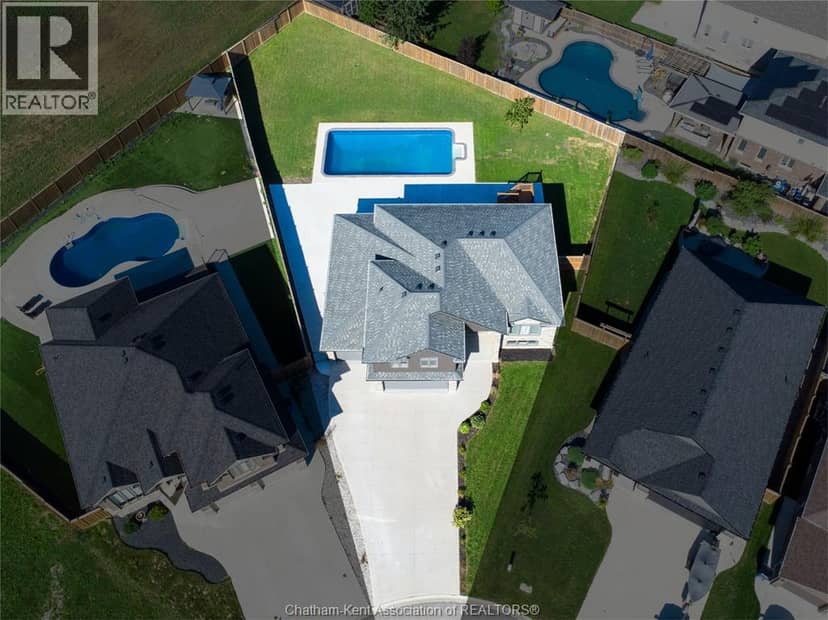20 Sienna Court — photo 3 of 40