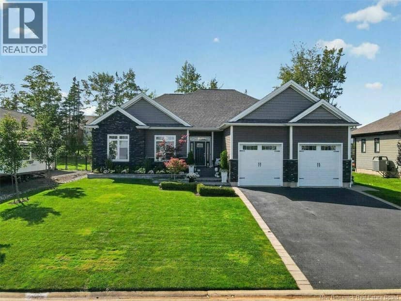 22 Louis-Arthur Court, Dieppe