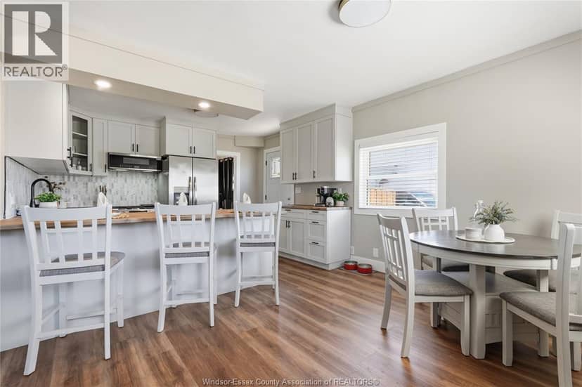8 St. Clair Street — photo 12 of 32