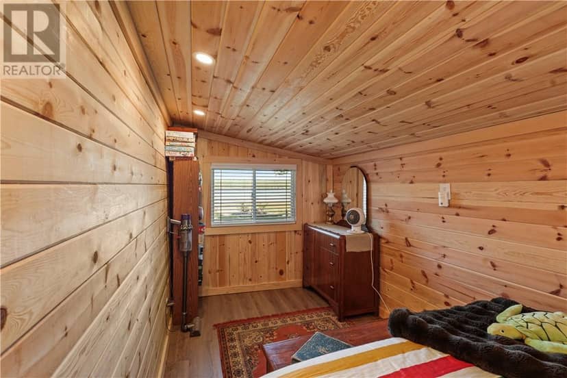 271 SMITH BAY Road — photo 28 of 32