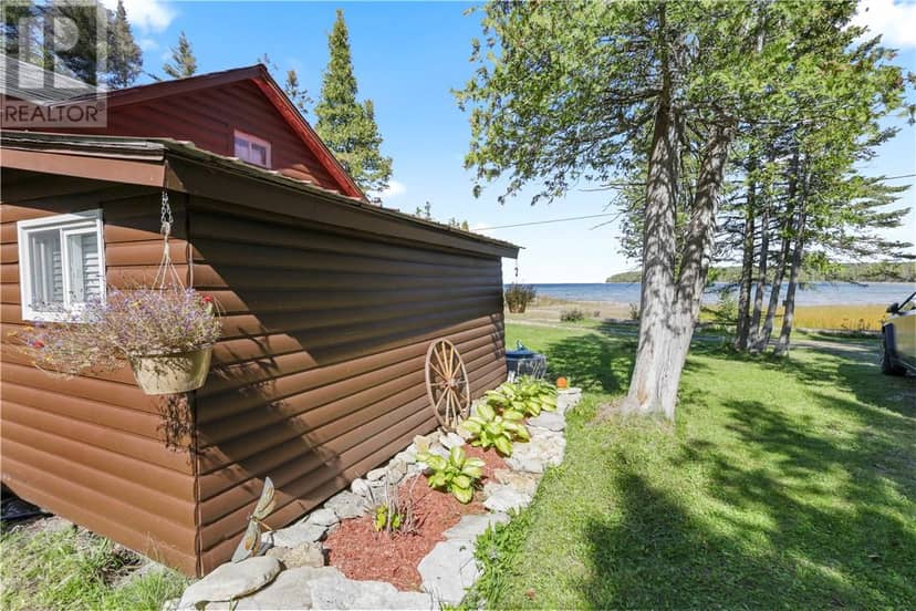 271 SMITH BAY Road, Gore Bay, Manitoulin Island, photo 5