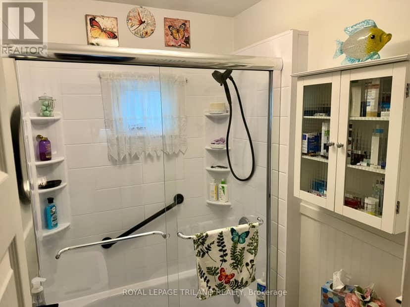 1178 Princess Avenue — photo 15 of 40
