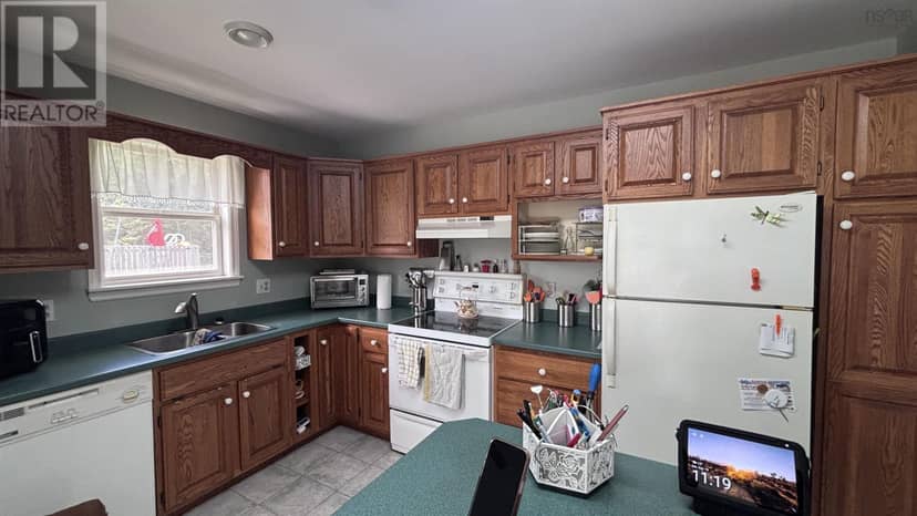 684 WEST NORTH RIVER Road, North River, photo 5