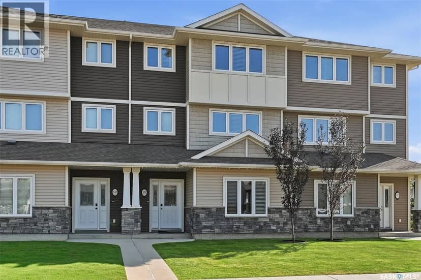 351 Palliser WAY — photo 2 of 31