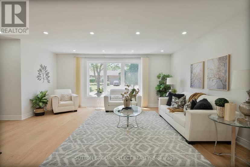 9 Ullswater Crescent, London North, photo 8