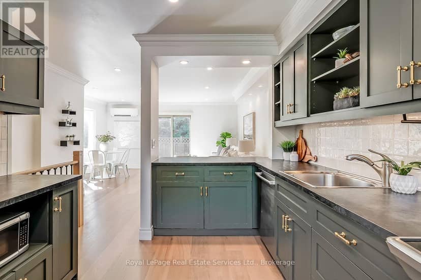 65 Normandy Place — photo 12 of 37