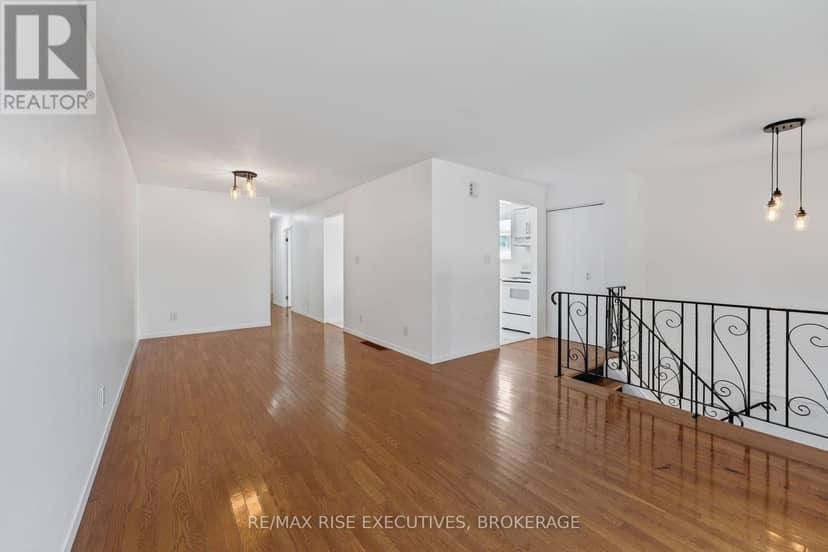 385 Melanie Avenue — photo 4 of 34