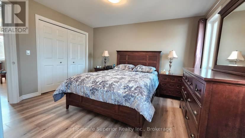 307 Tracey Road — photo 14 of 30