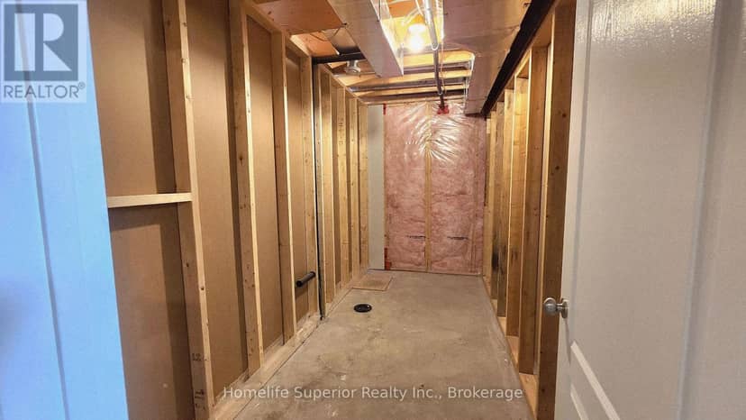 307 Tracey Road — photo 23 of 30