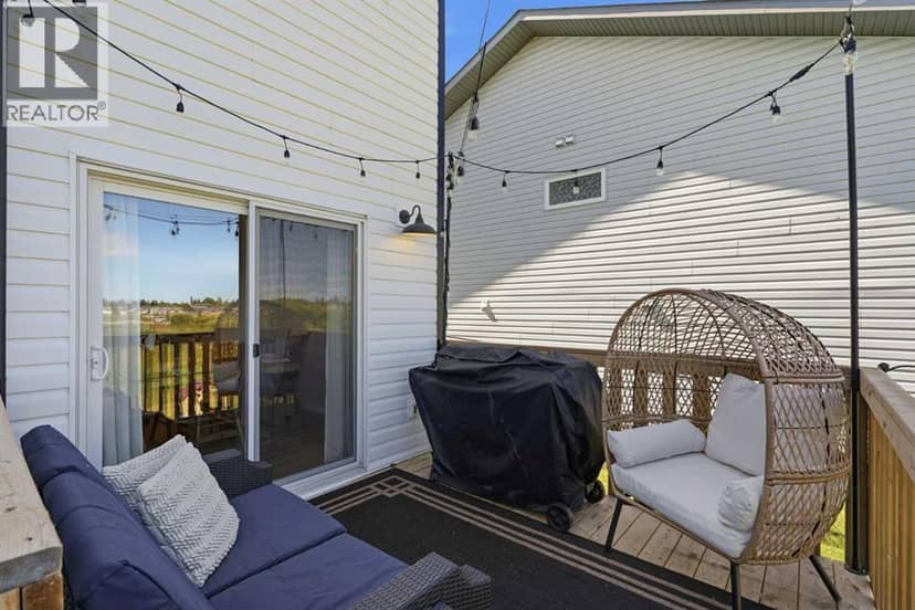 644 Robinson Avenue — photo 29 of 35