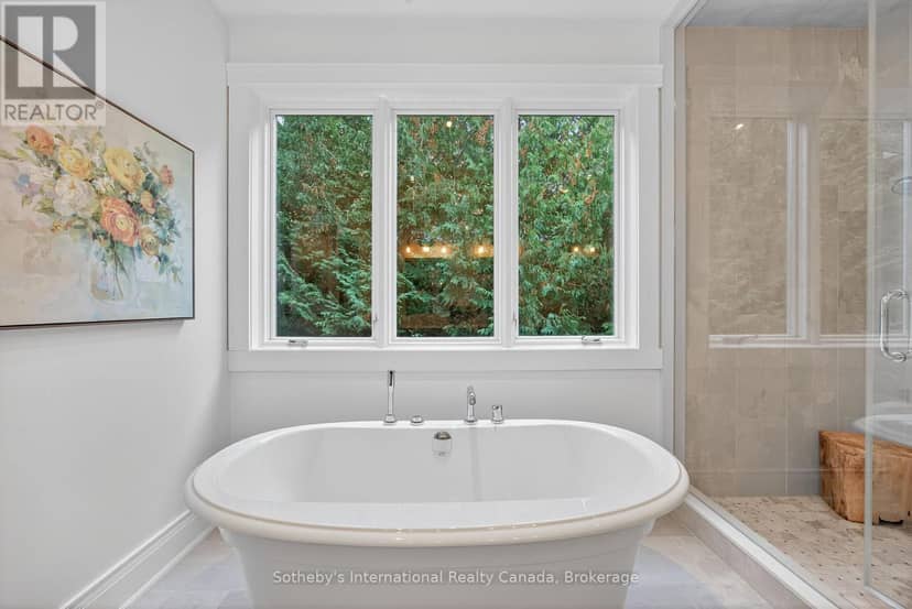 112 Arrowhead Crescent — photo 20 of 40