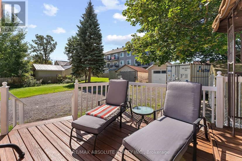 150 McGonigal Street W — photo 33 of 40