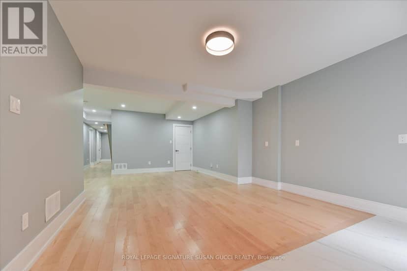 96 Squires Avenue — photo 38 of 40