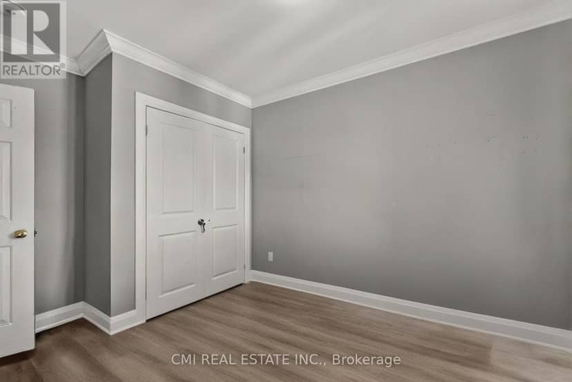20 Jeavons Avenue — photo 17 of 33