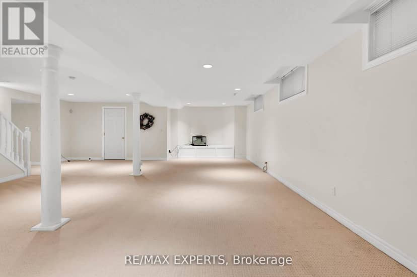14 Alana Drive — photo 32 of 40
