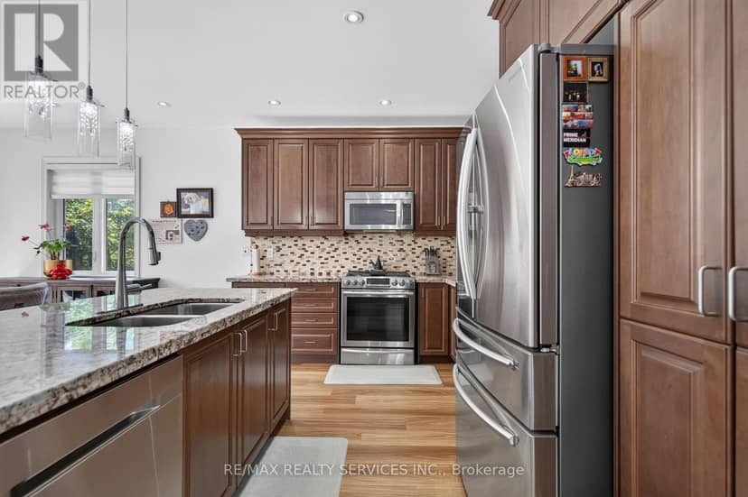15 Bonnie Braes Drive — photo 13 of 40